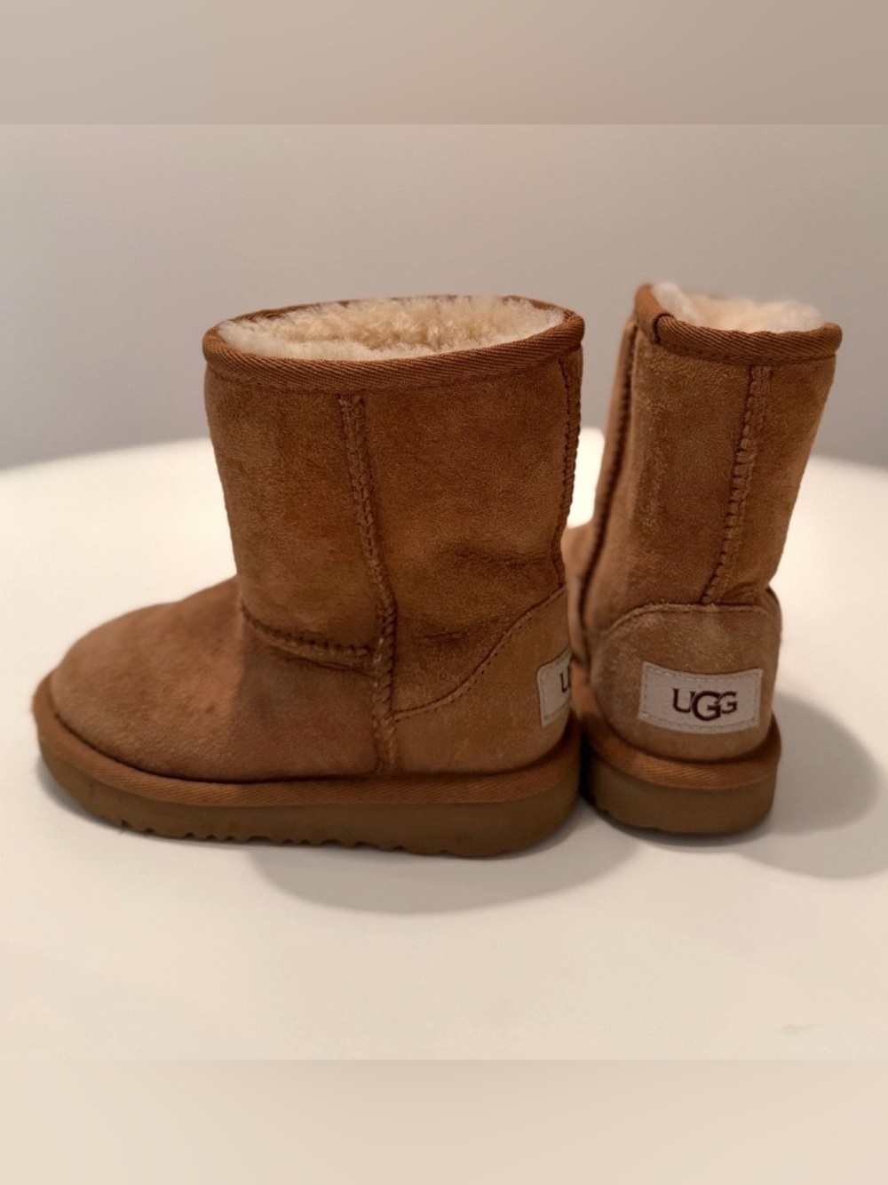 Ugg Boots Toddler Size 9T Chestnut